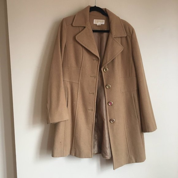 Large knee length beige Micahel Kors pea coat, L